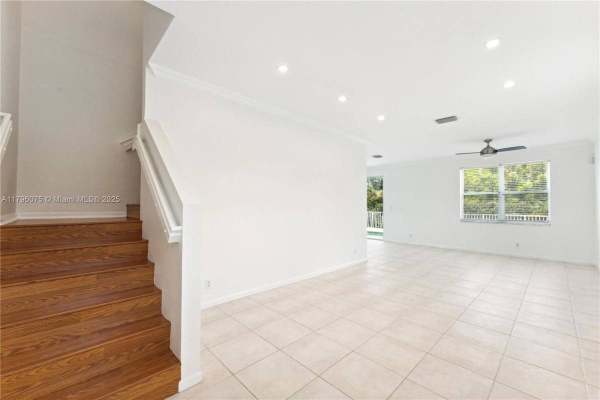 House for rent at 7423 NW 70th Ave, Pompano Beach, FL 33067