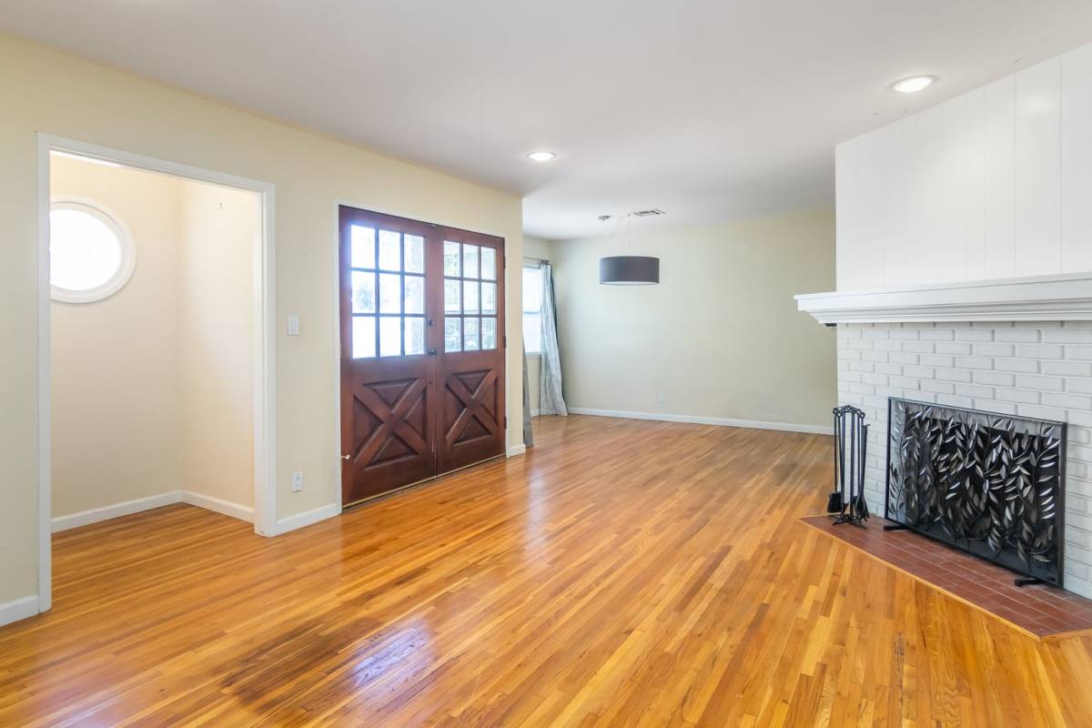 House for rent at 7457 Wish Ave, Van Nuys, CA 91406