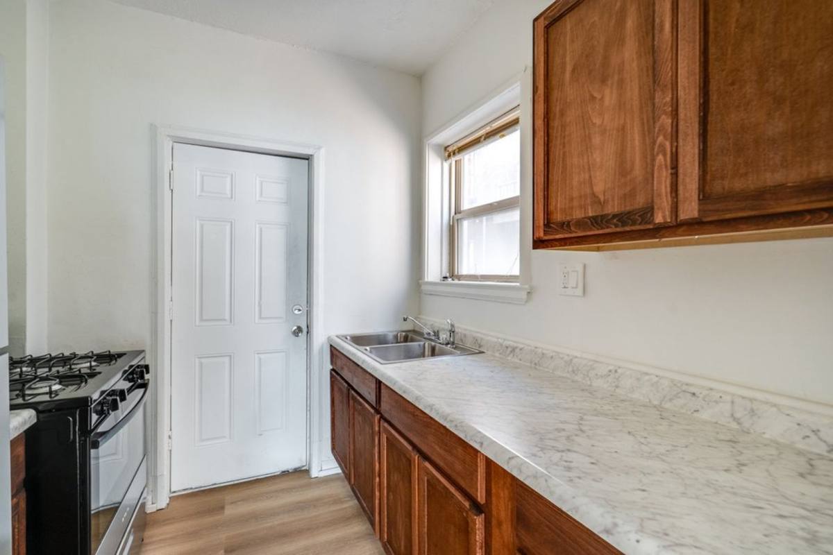 Apartment for rent at 2828 S Moreland Blvd, Cleveland, OH 44120