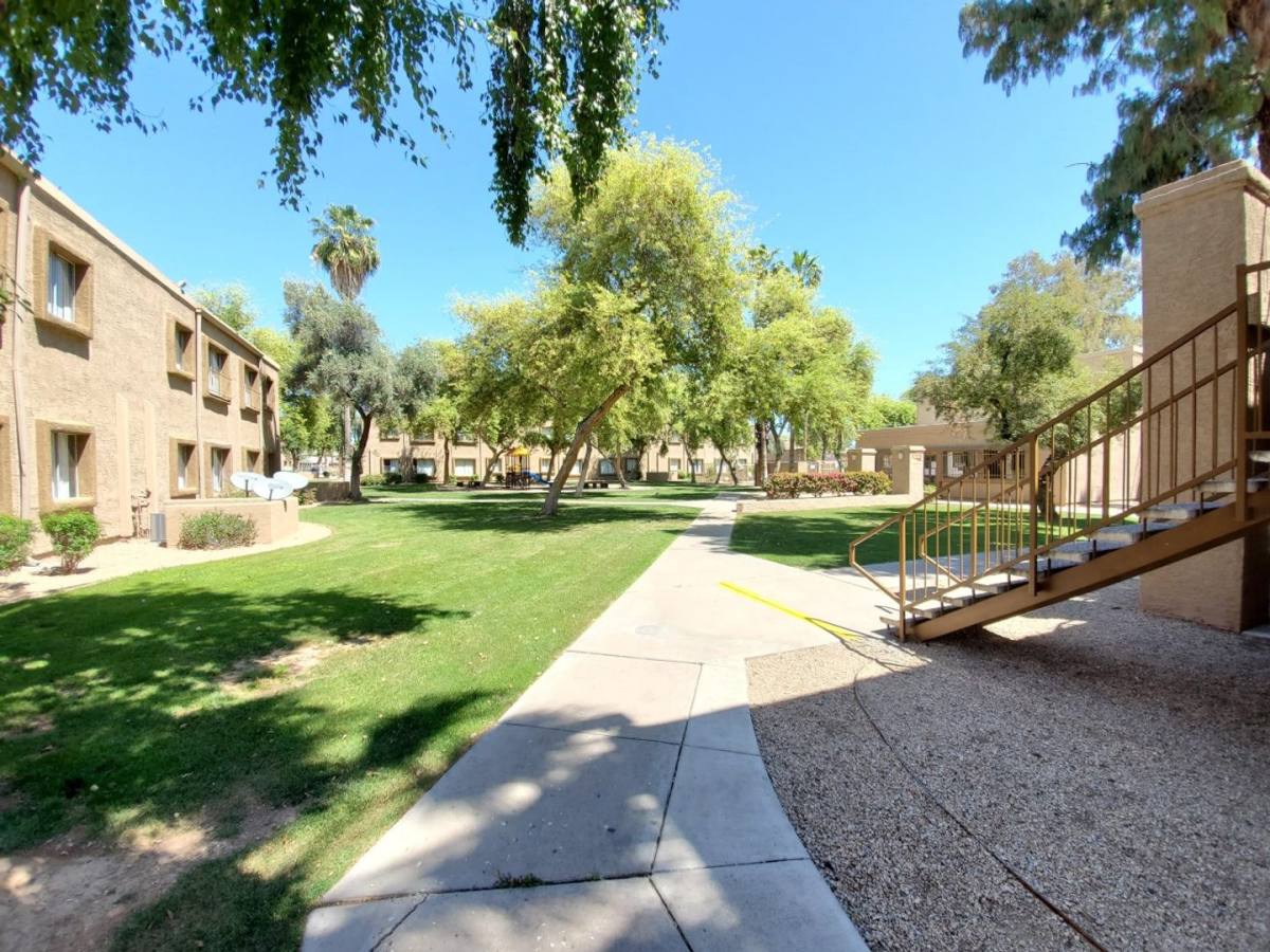 Apartment for rent at 2454 W Campbell Ave, Phoenix, AZ 85015