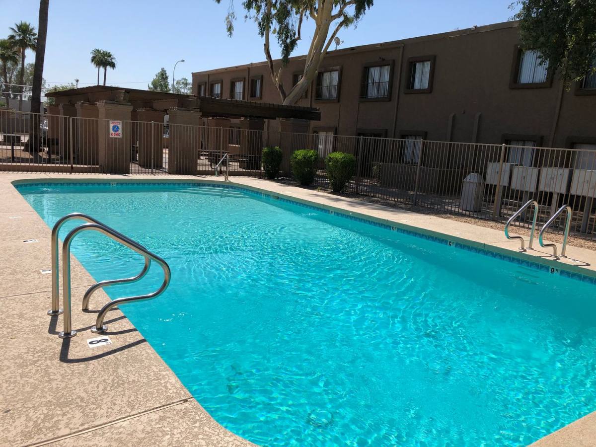 Apartment for rent at 2454 W Campbell Ave, Phoenix, AZ 85015