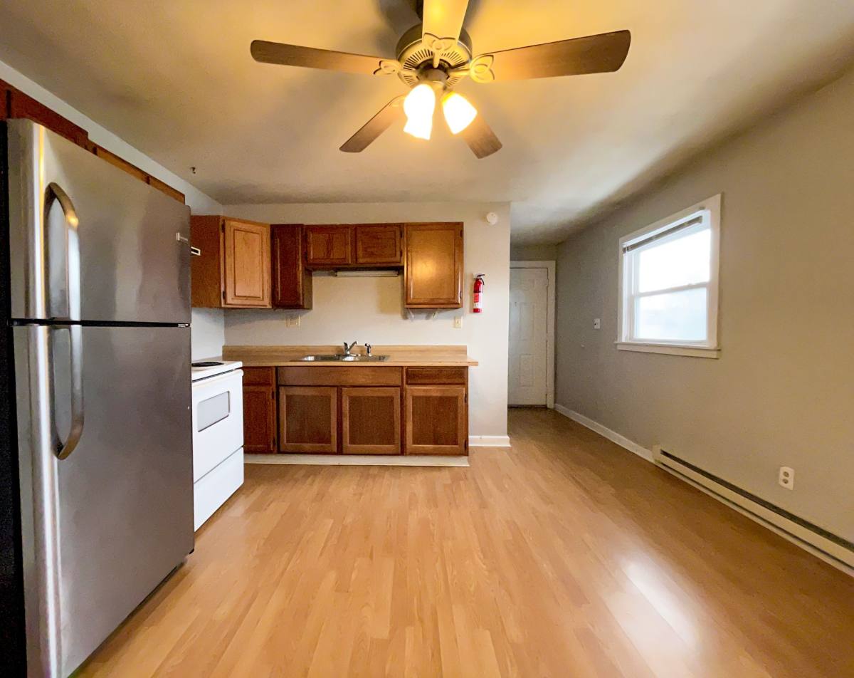 Apartment for rent at 402 N Calvert St, Muncie, IN 47303