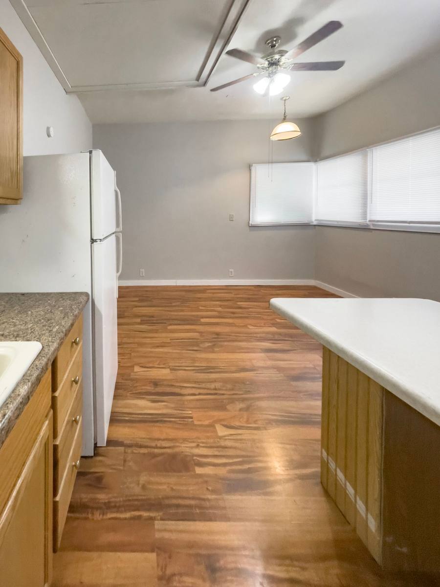 Apartment for rent at 402 N Calvert St, Muncie, IN 47303