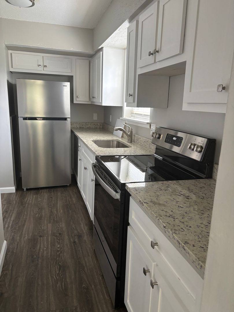 Townhouse for rent at 2711 Clayton Dr, Huntsville, AL 35810