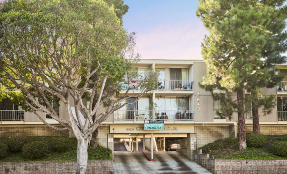 Apartment for rent at 2643 Centinela Ave, Santa Monica, CA 90405