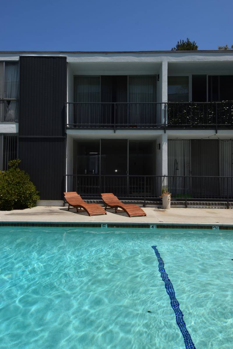 Apartment for rent at 2643 Centinela Ave, Santa Monica, CA 90405