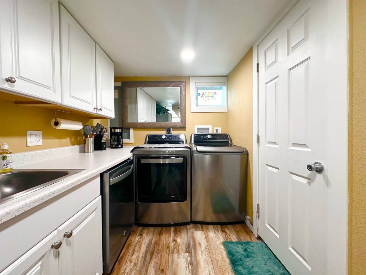 Apartment for rent at 8715 SE 30th Ave, Portland, OR 97222