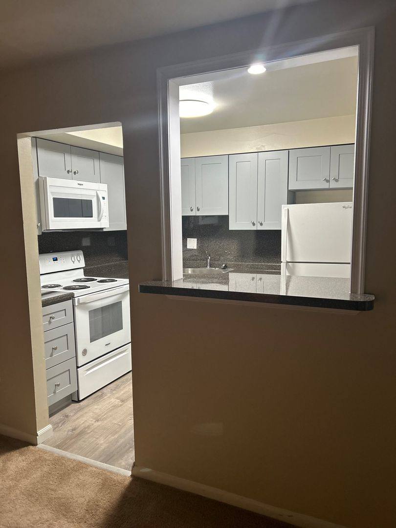 Apartment for rent at 410 E Hinckley Ave, Ridley Park, PA 19078