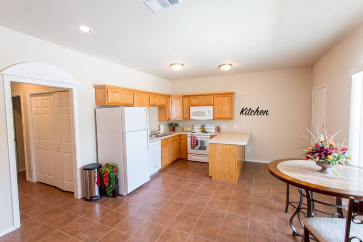 Apartment for rent at 2400 Bryan St, Commerce, TX 75428