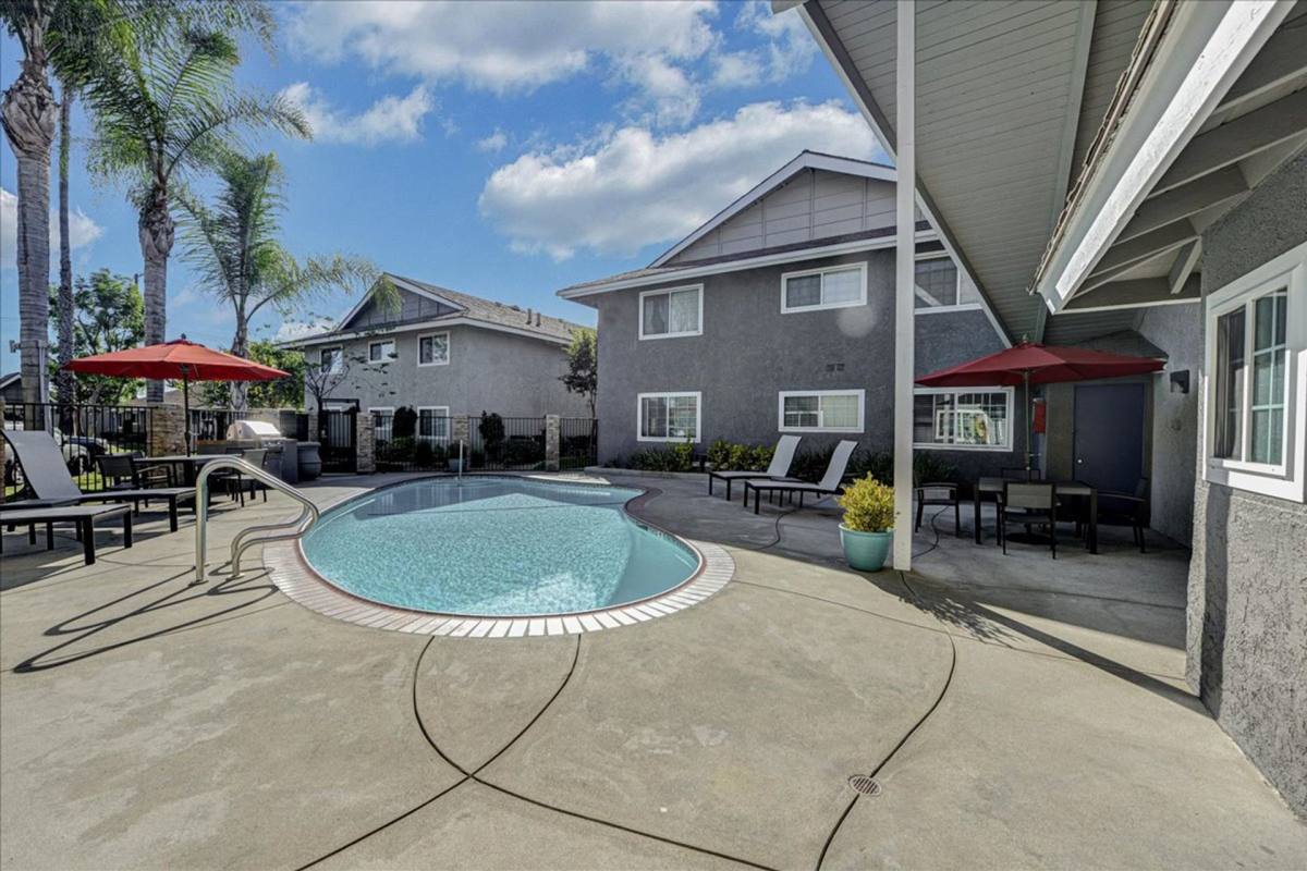 Apartment for rent at 2631 W Felicidad Circle, Anaheim, CA 92801