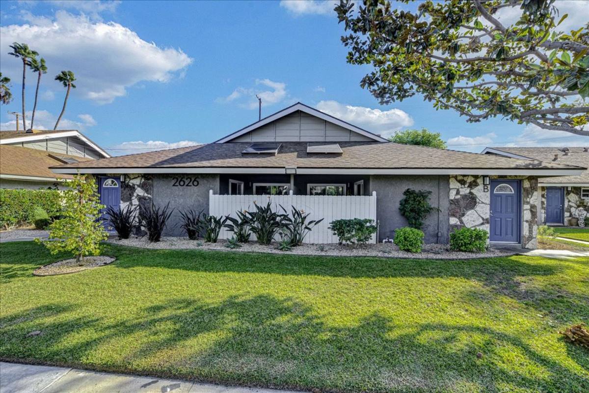 Apartment for rent at 2631 W Felicidad Circle, Anaheim, CA 92801