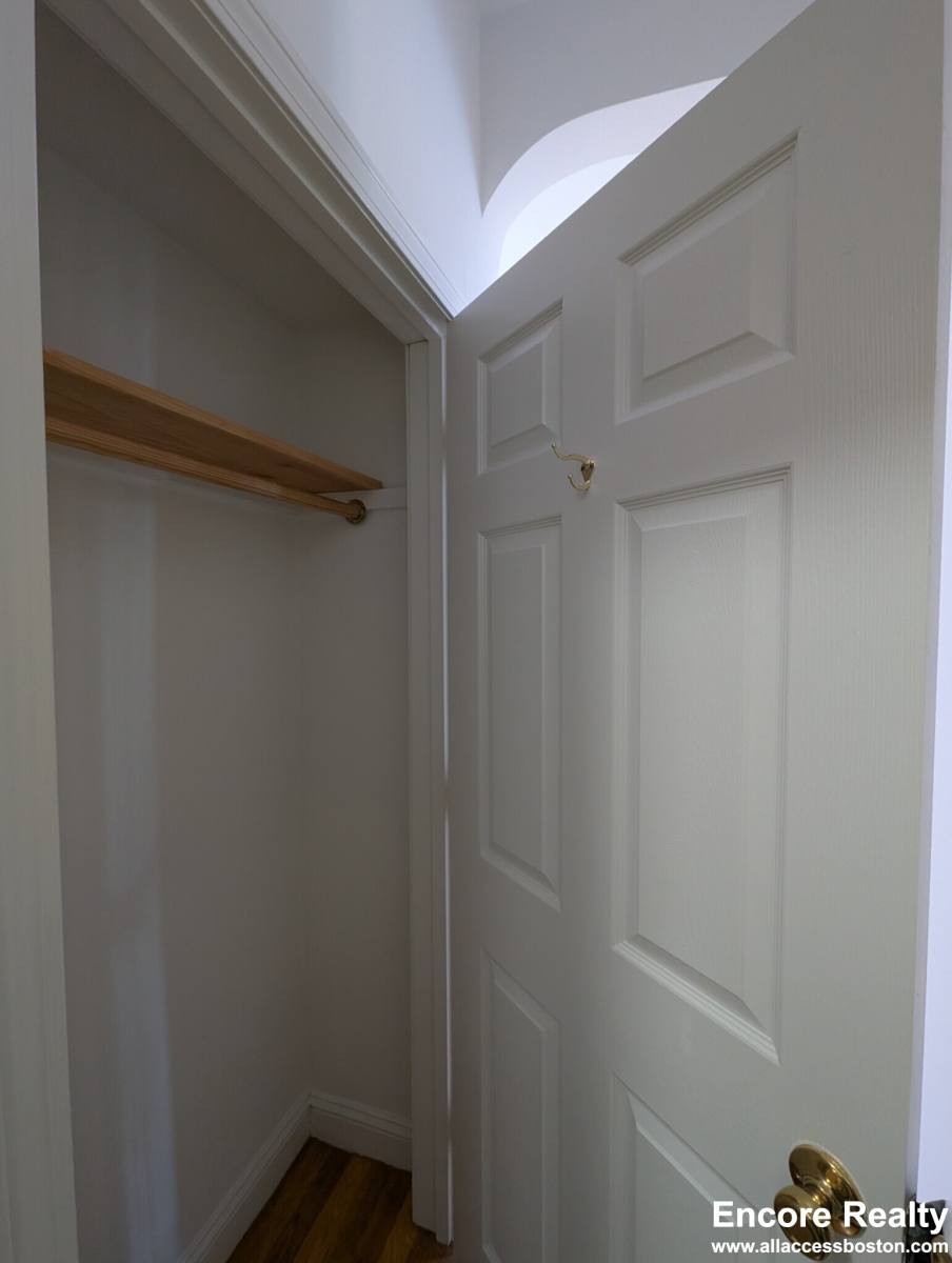 Apartment for rent at 24 Phillips St #17, Boston, MA 02114