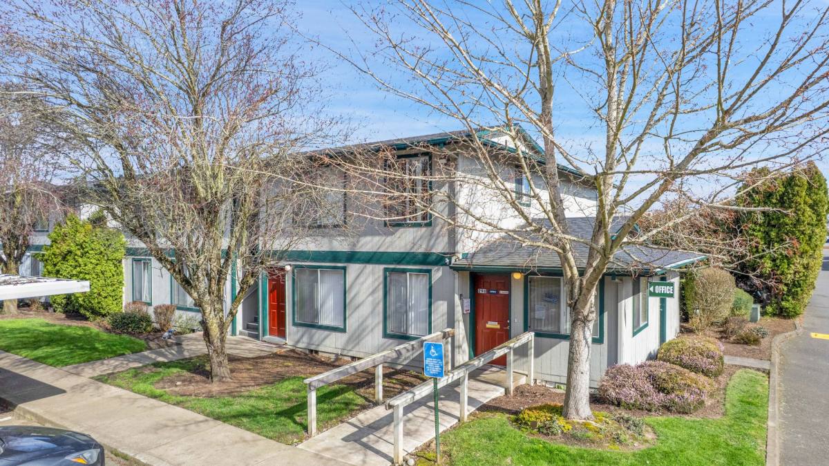 Apartment for rent at 298 Triple Tree Circle N, Salem, OR 97303
