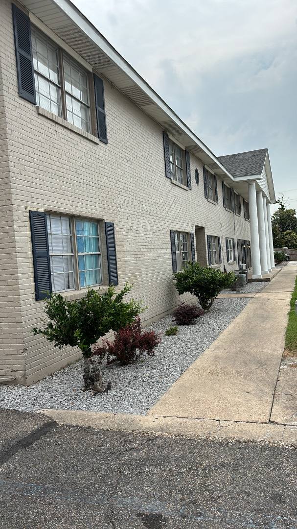 Apartment for rent at 1406 Acadian Dr #38, Houma, LA 70363