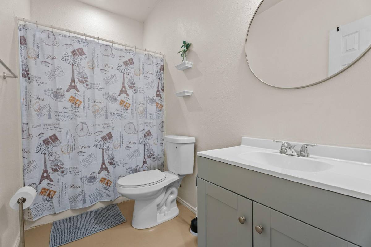 House for rent at 3115 N Grand Ave, Tyler, TX 75702
