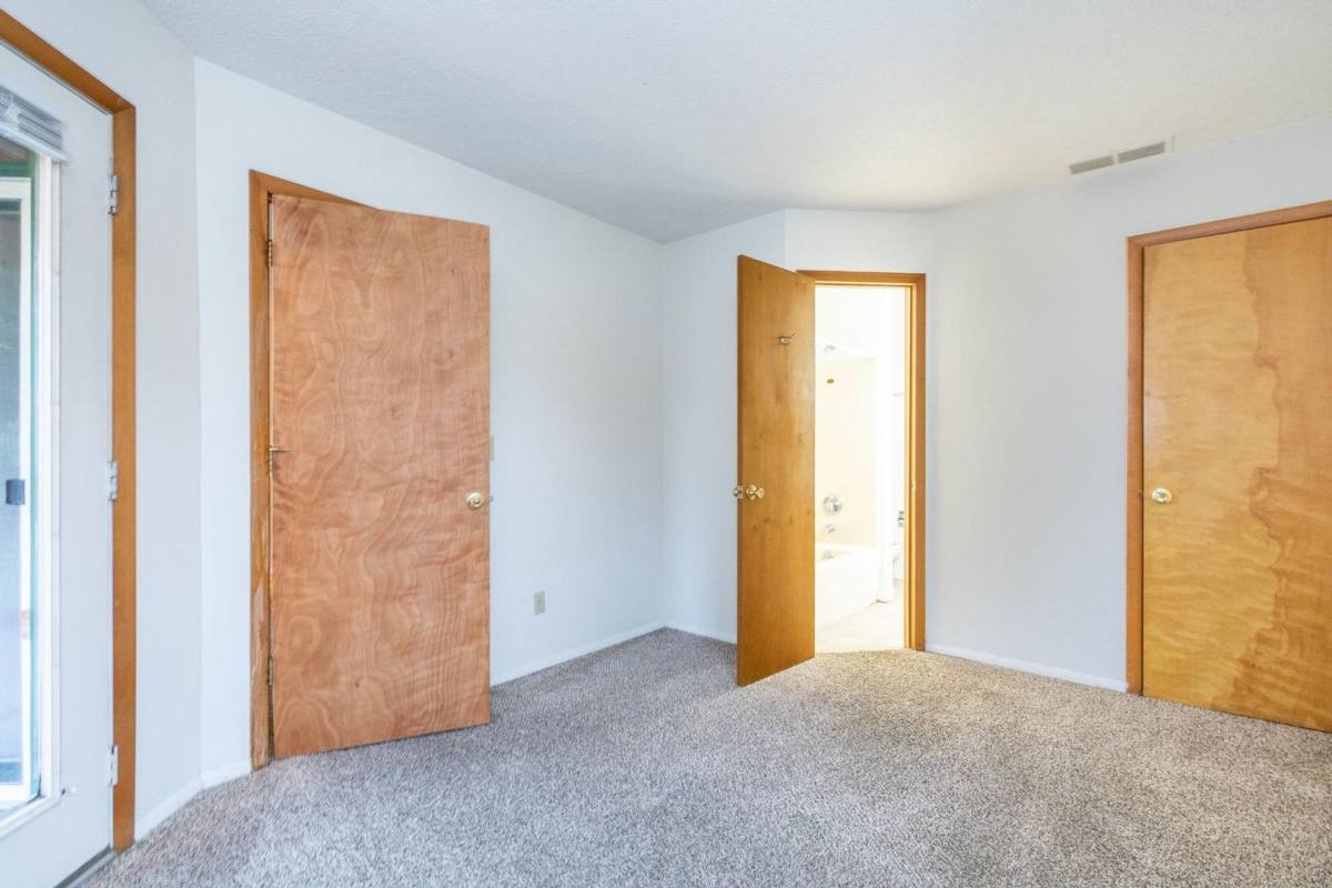 Apartment for rent at 539 E Smith Ave, Bloomington, IN 47401