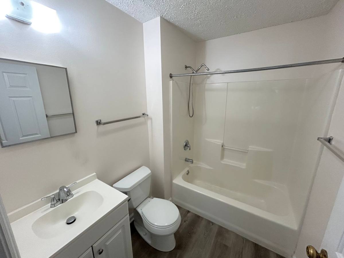 1324 N Main St, Blacksburg, VA 24060 - Apartment For Rent - Image 3