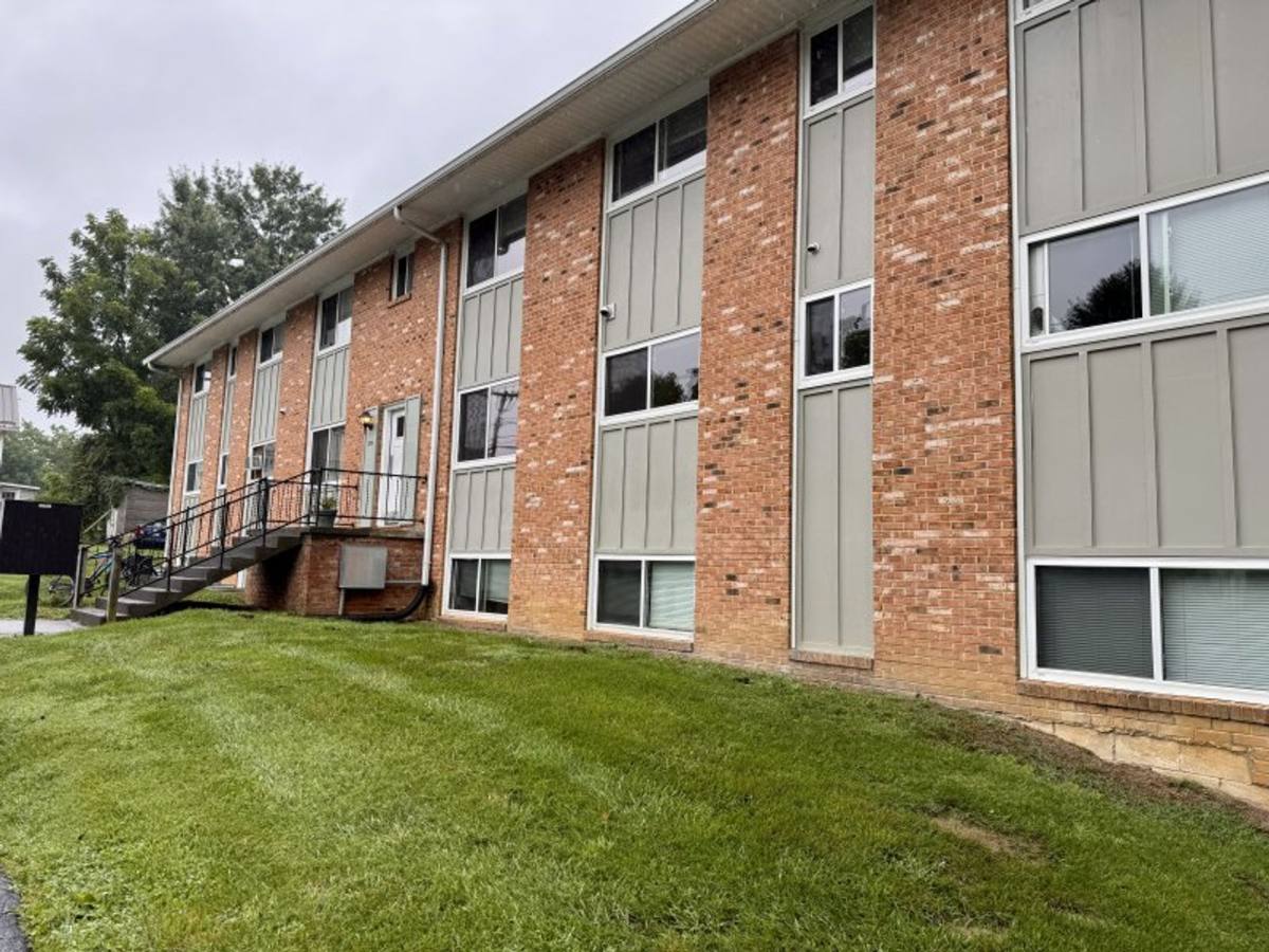 Apartment for rent at 733 Progress St NE, Blacksburg, VA 24060
