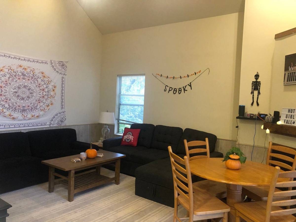 Apartment for rent at 195 E 16th Ave, Columbus, OH 43201
