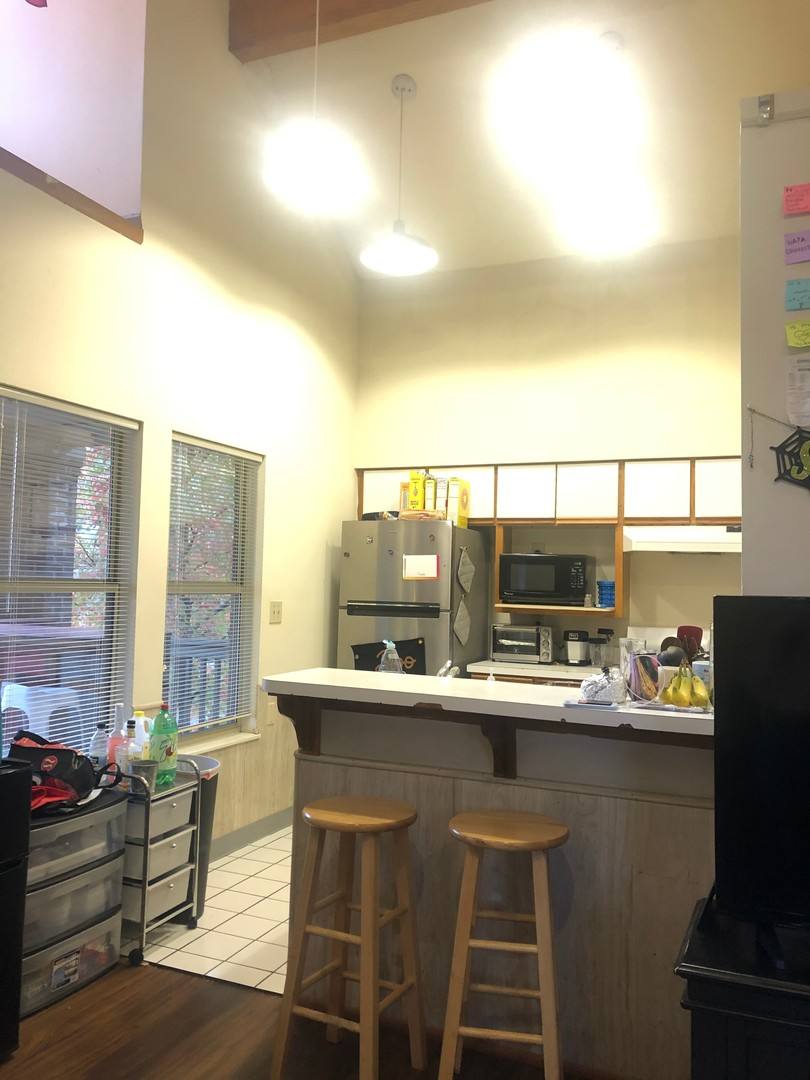 Apartment for rent at 195 E 16th Ave, Columbus, OH 43201