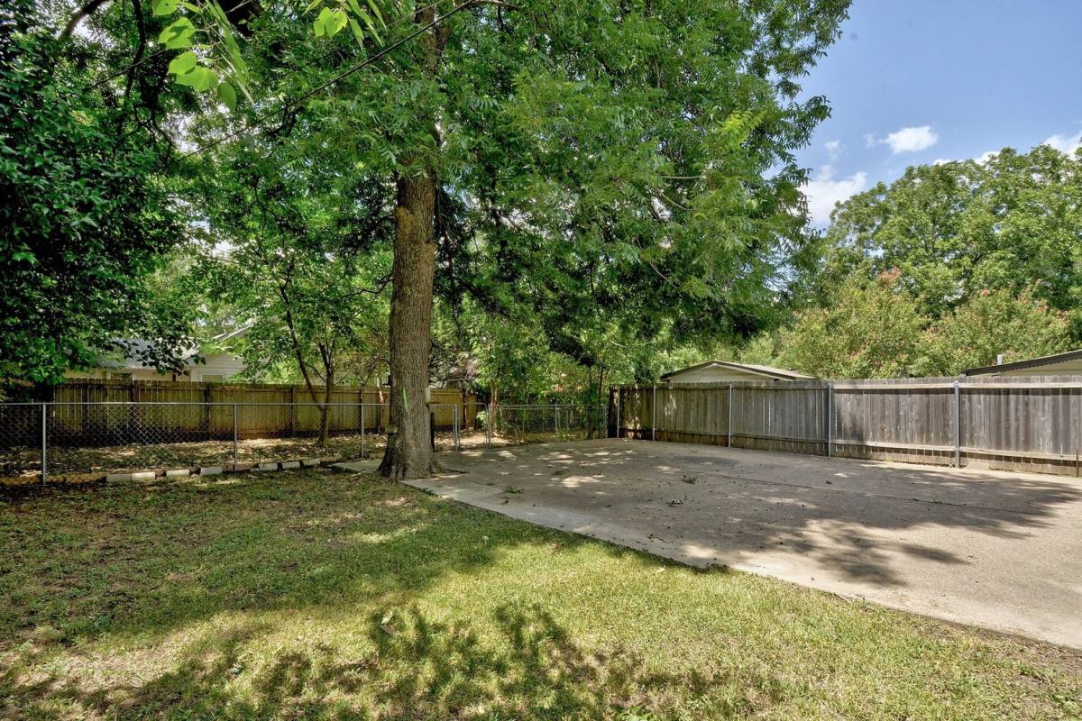 Apartment for rent at 129 Coleman St, Austin, TX 78704