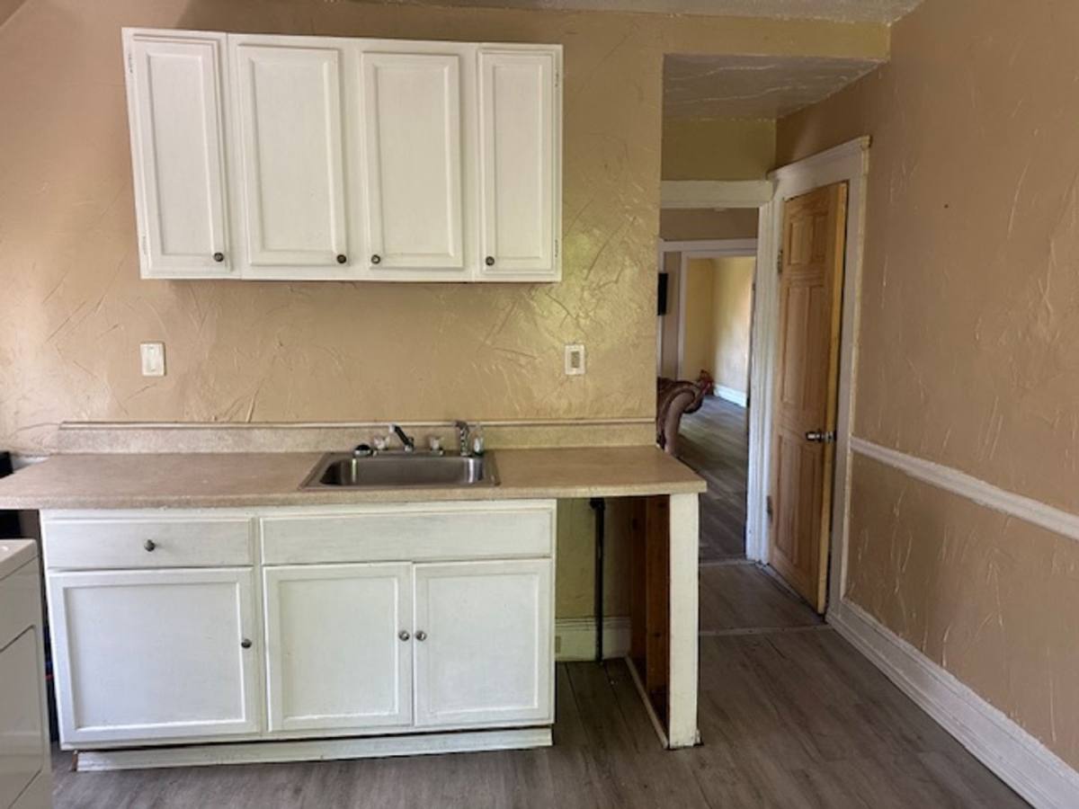 Apartment for rent at 8000 Townsend, Cleveland, OH 44103