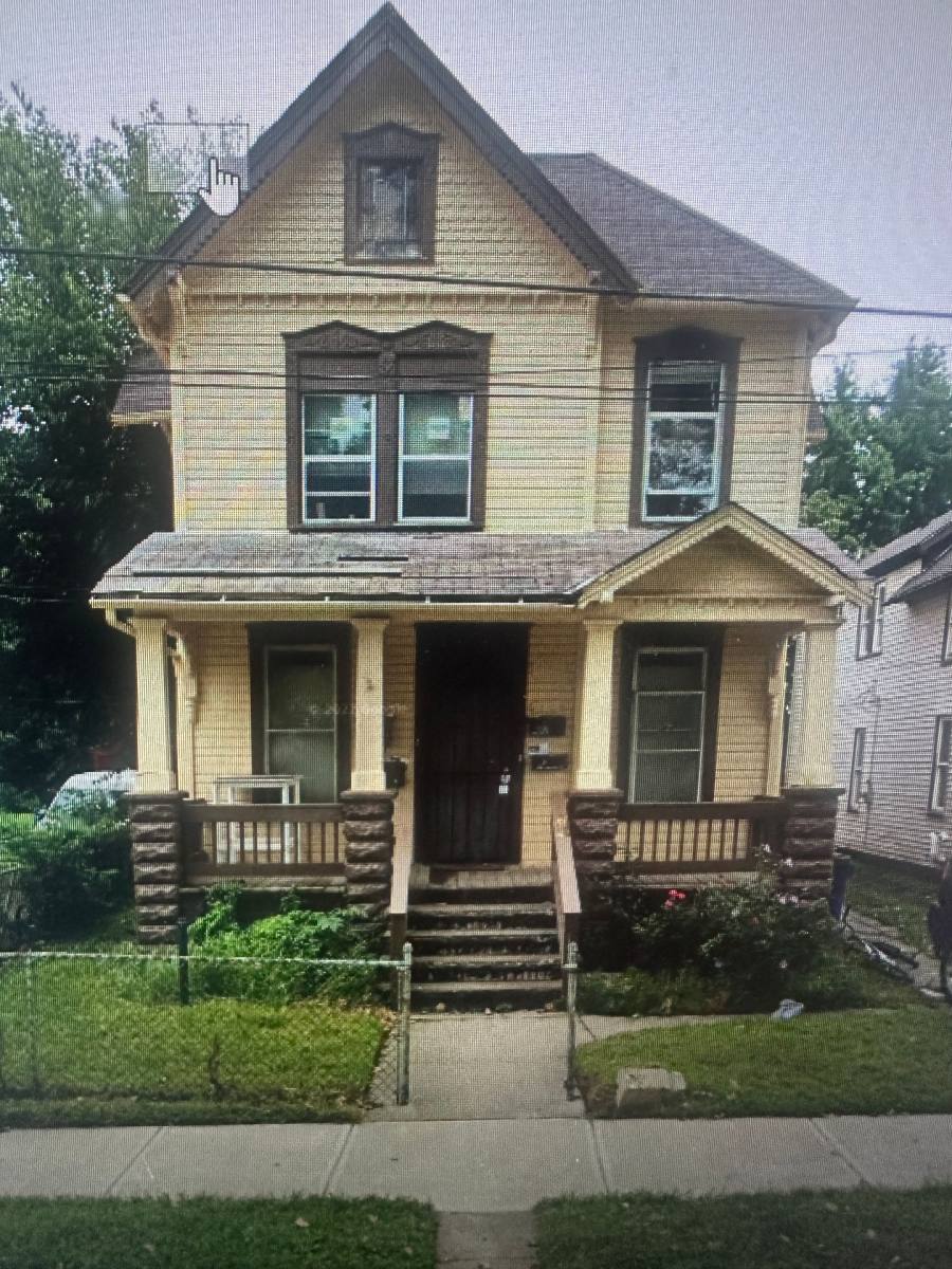 Apartment for rent at 8000 Townsend, Cleveland, OH 44103