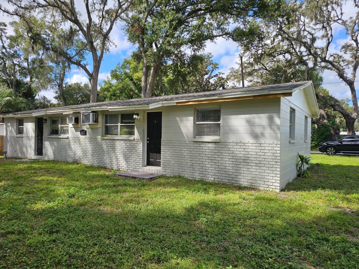 House for rent at 5320 Pine St #B, Seffner, FL 33584