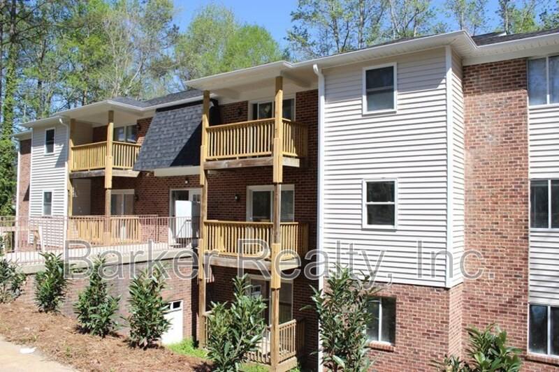Apartment for rent at 203-3D E Ransom St, Fuquay Varina, NC 27526