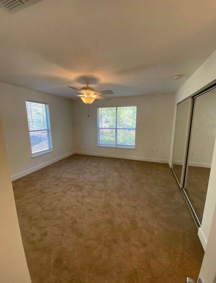 Townhouse for rent at 1417 Pullen Rd, Tallahassee, FL 32304