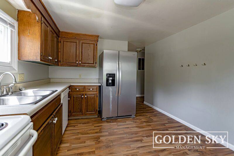 Apartment for rent at 1925 W Jackson St #2, Muncie, IN 47304