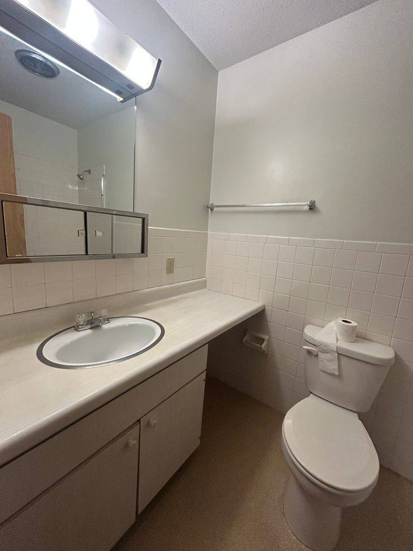 Apartment for rent at 2714 Wayne Ave, Iowa City, IA 52240