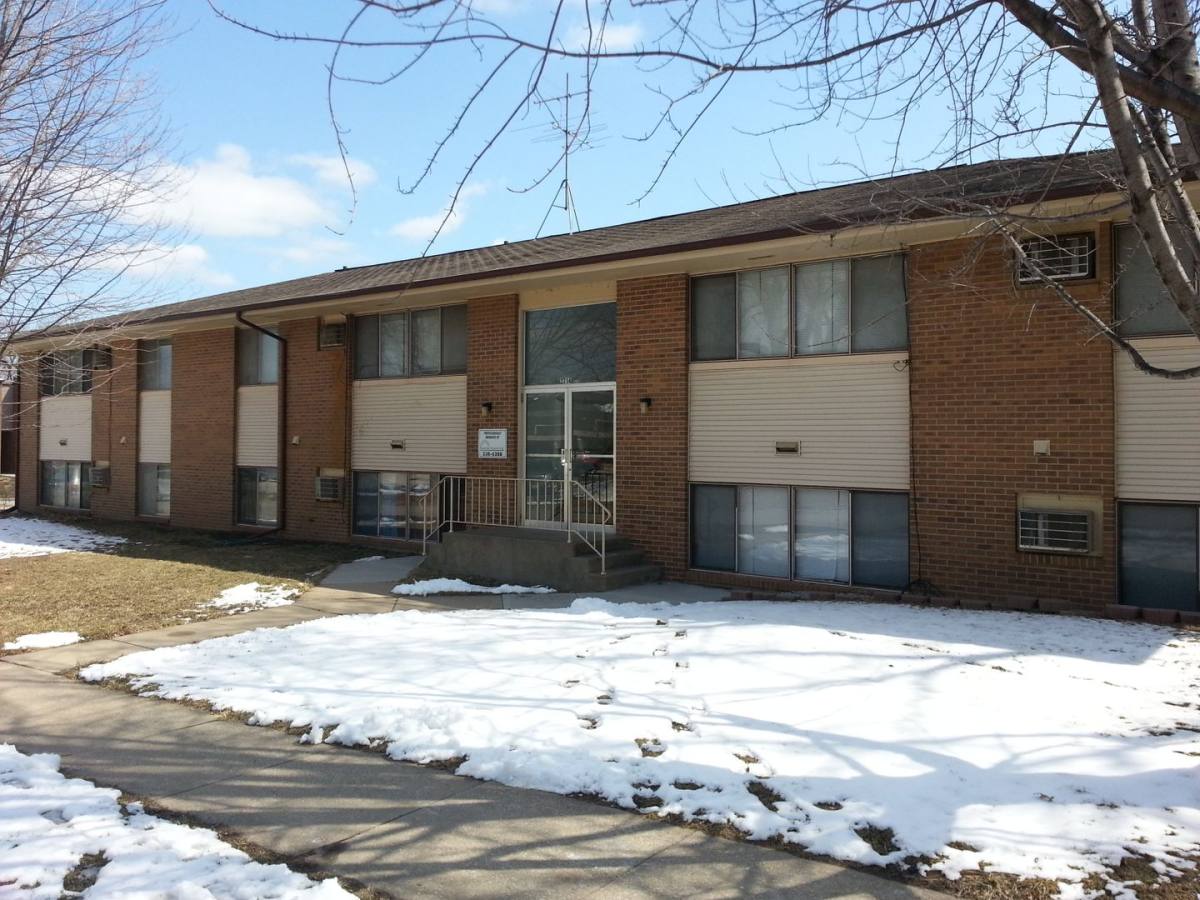Apartment for rent at 2714 Wayne Ave, Iowa City, IA 52240