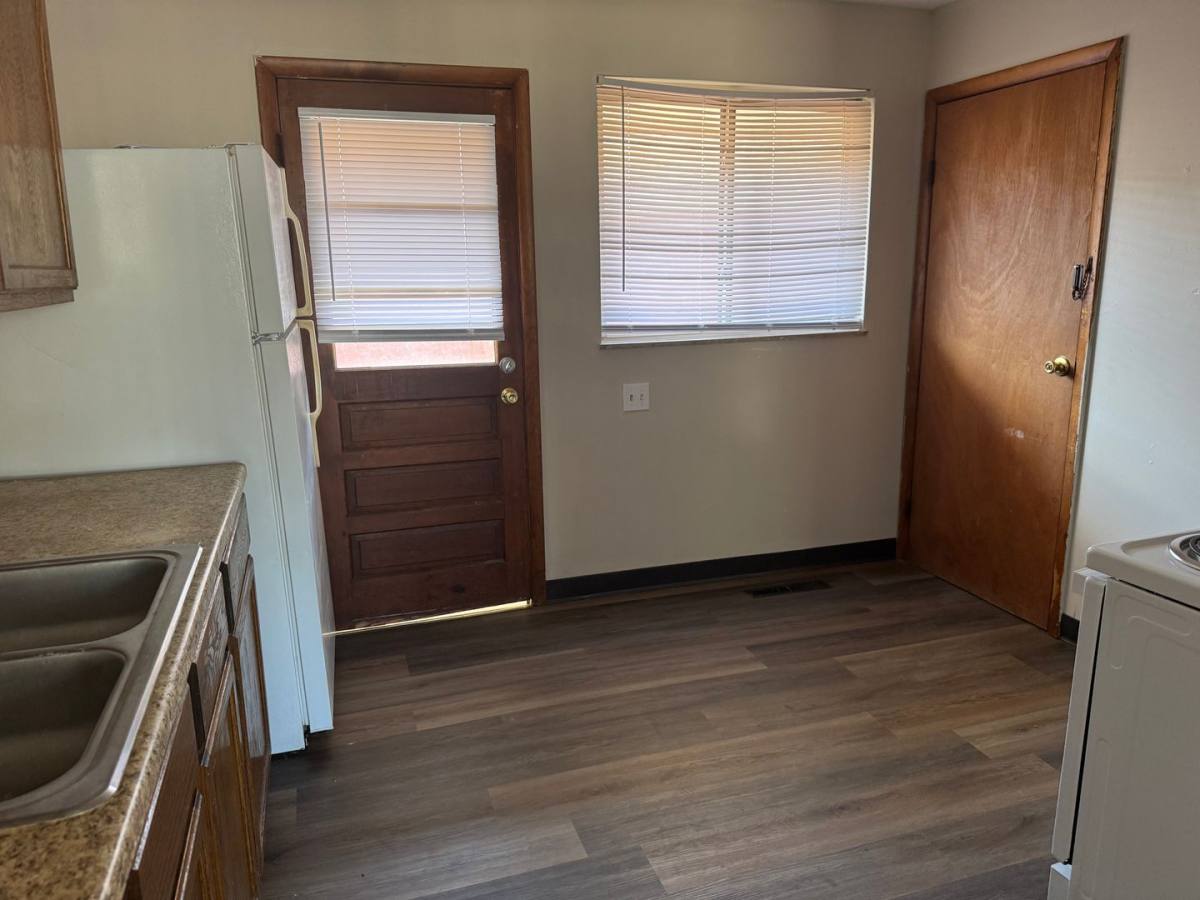 Apartment for rent at 381-385 S Yearling Rd, Columbus, OH 43213