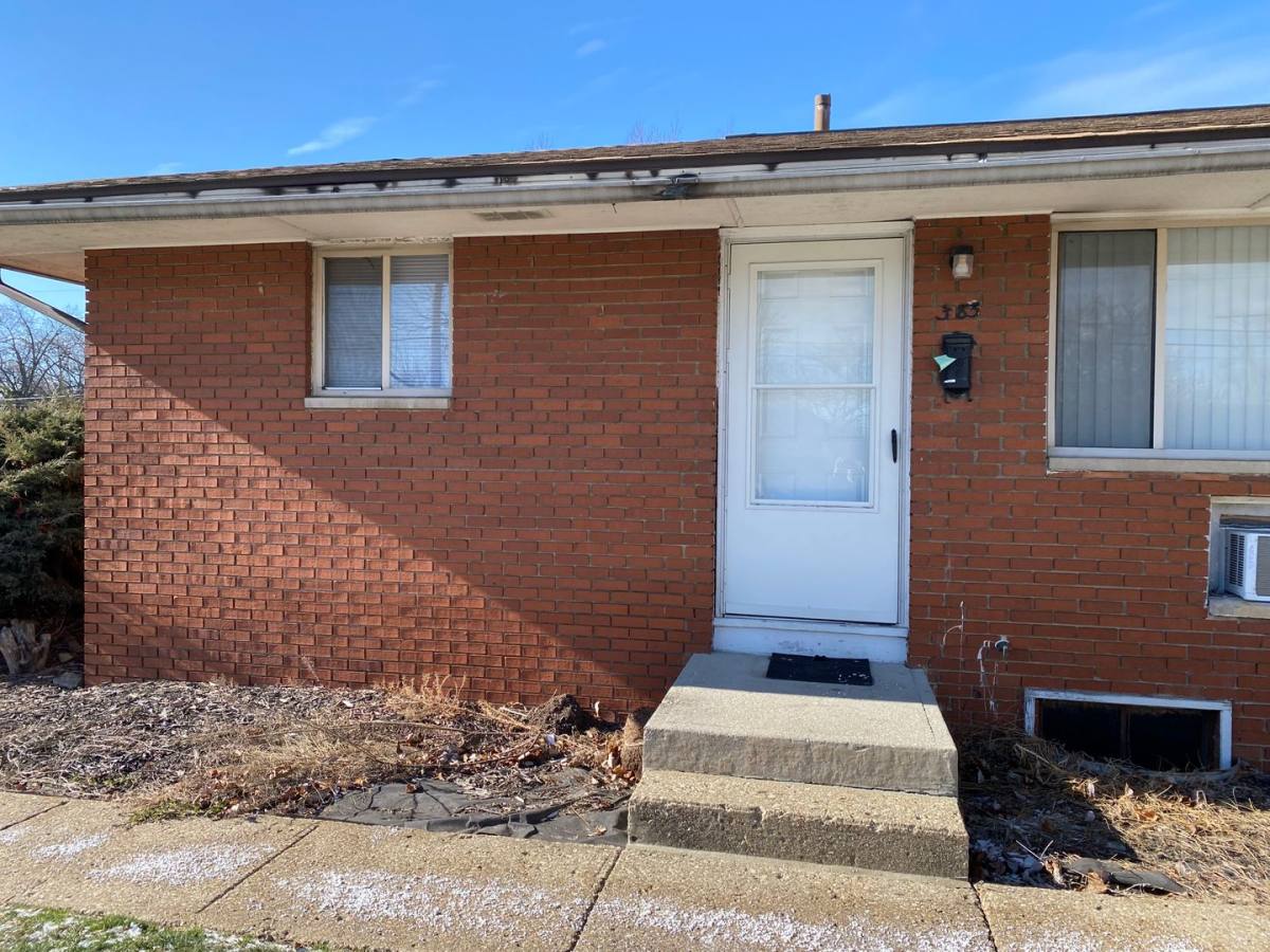 Apartment for rent at 381-385 S Yearling Rd, Columbus, OH 43213