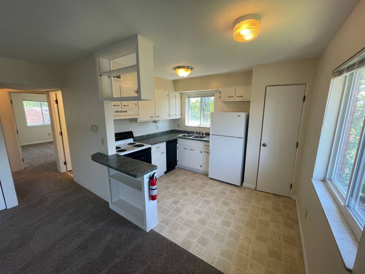 Apartment for rent at 1516 S Dorchester Dr, Bloomington, IN 47401