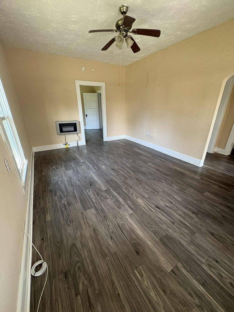House for rent at 115 Humble Ave, Glasgow, KY 42141