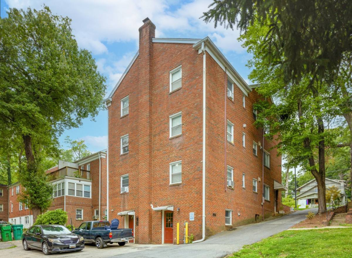 Apartment for rent at 8505 Flower Ave, Takoma Park, MD 20912