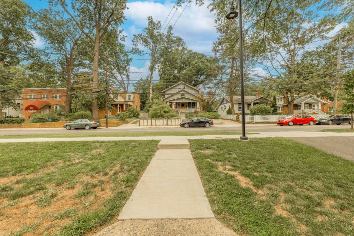 Apartment for rent at 8505 Flower Ave, Takoma Park, MD 20912