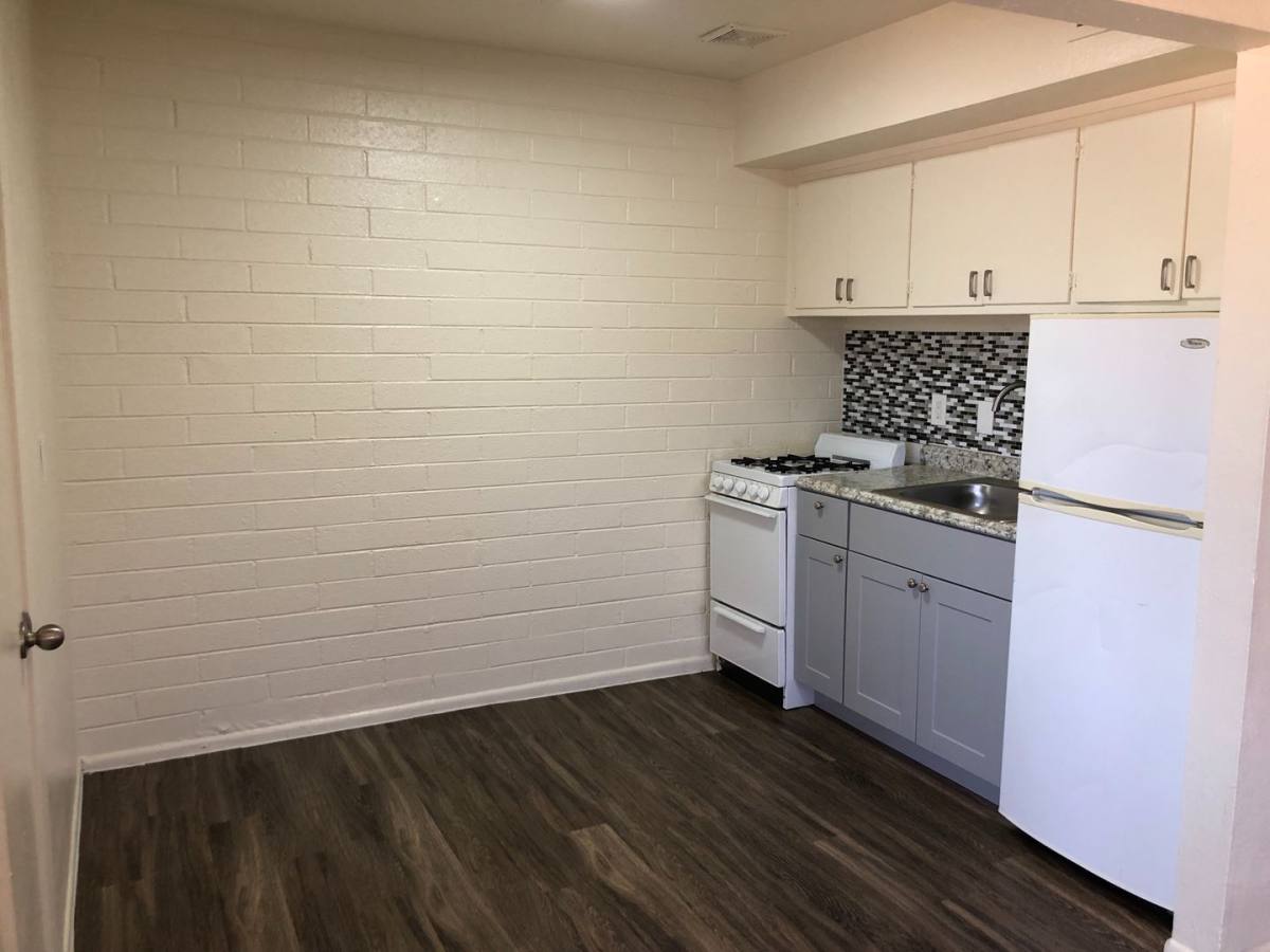 Apartment for rent at 815, 821, 827 W, Tempe, AZ 85281