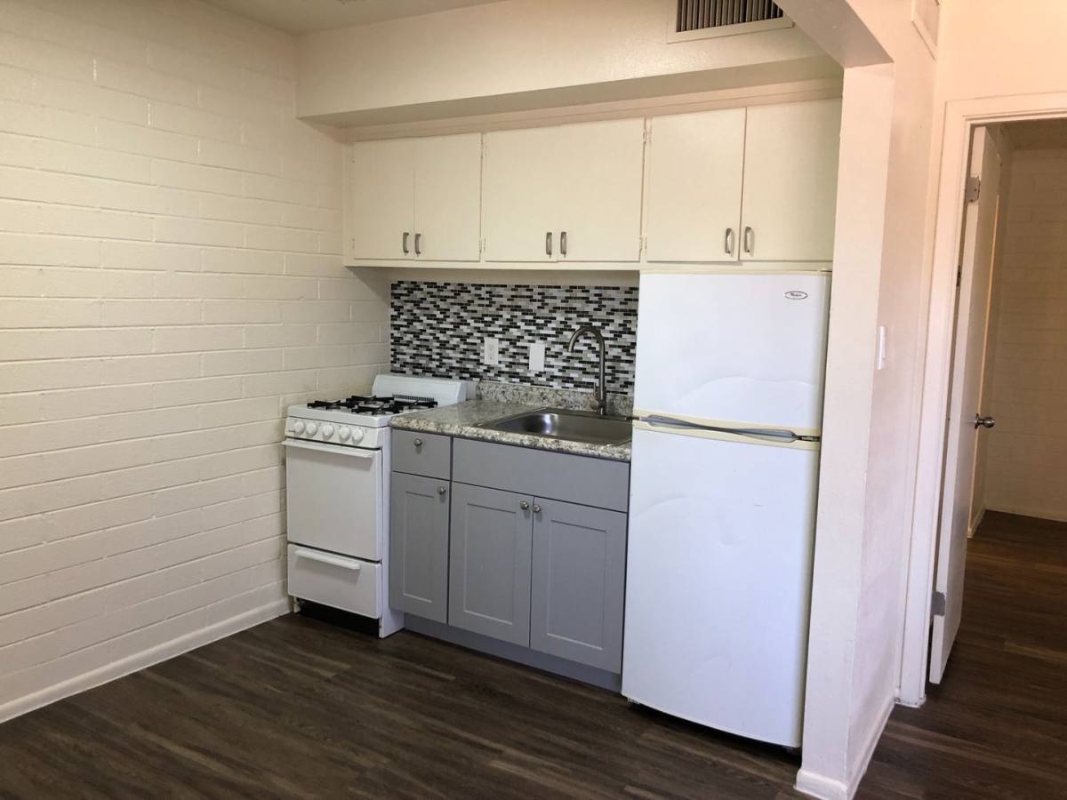 Apartment for rent at 815, 821, 827 W, Tempe, AZ 85281