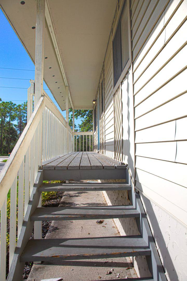 Apartment for rent at 2445 Thomasson Dr, Naples, FL 34112