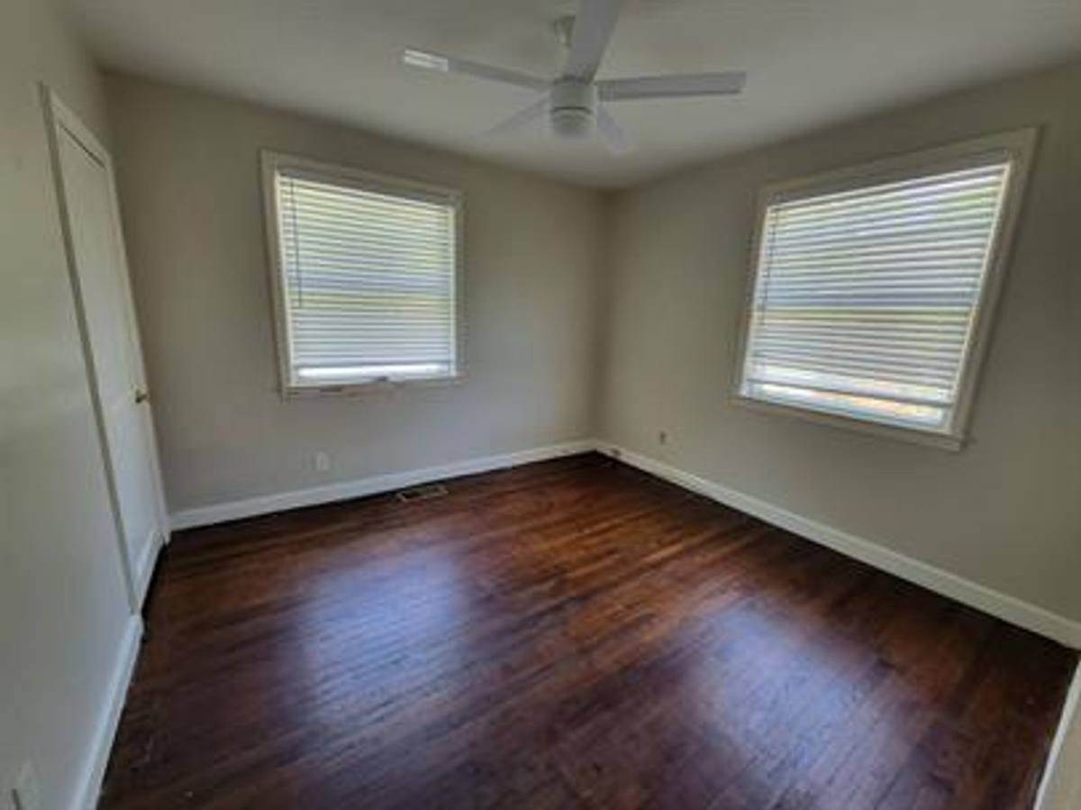 Apartment for rent at 7 Calhoun Rd, Montgomery, AL 36109