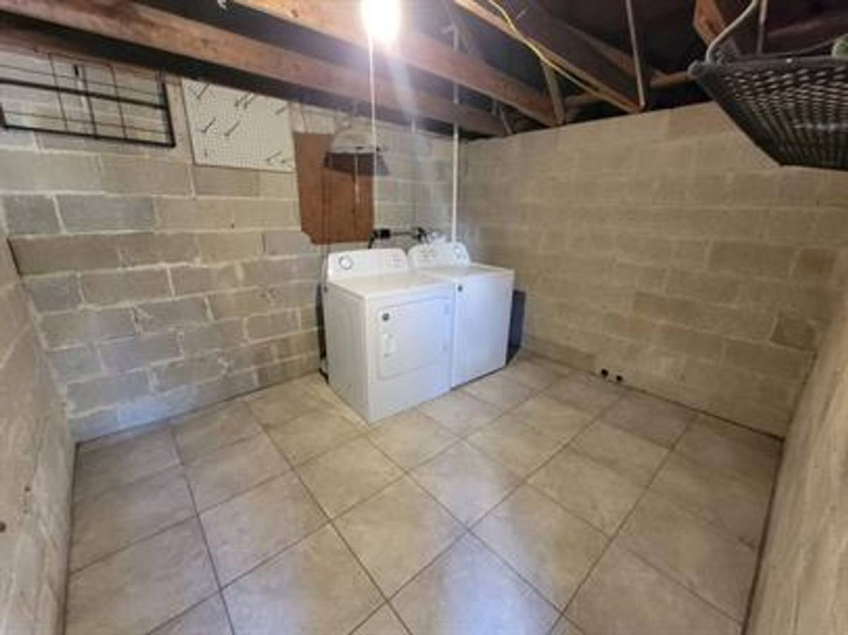 Apartment for rent at 7 Calhoun Rd, Montgomery, AL 36109