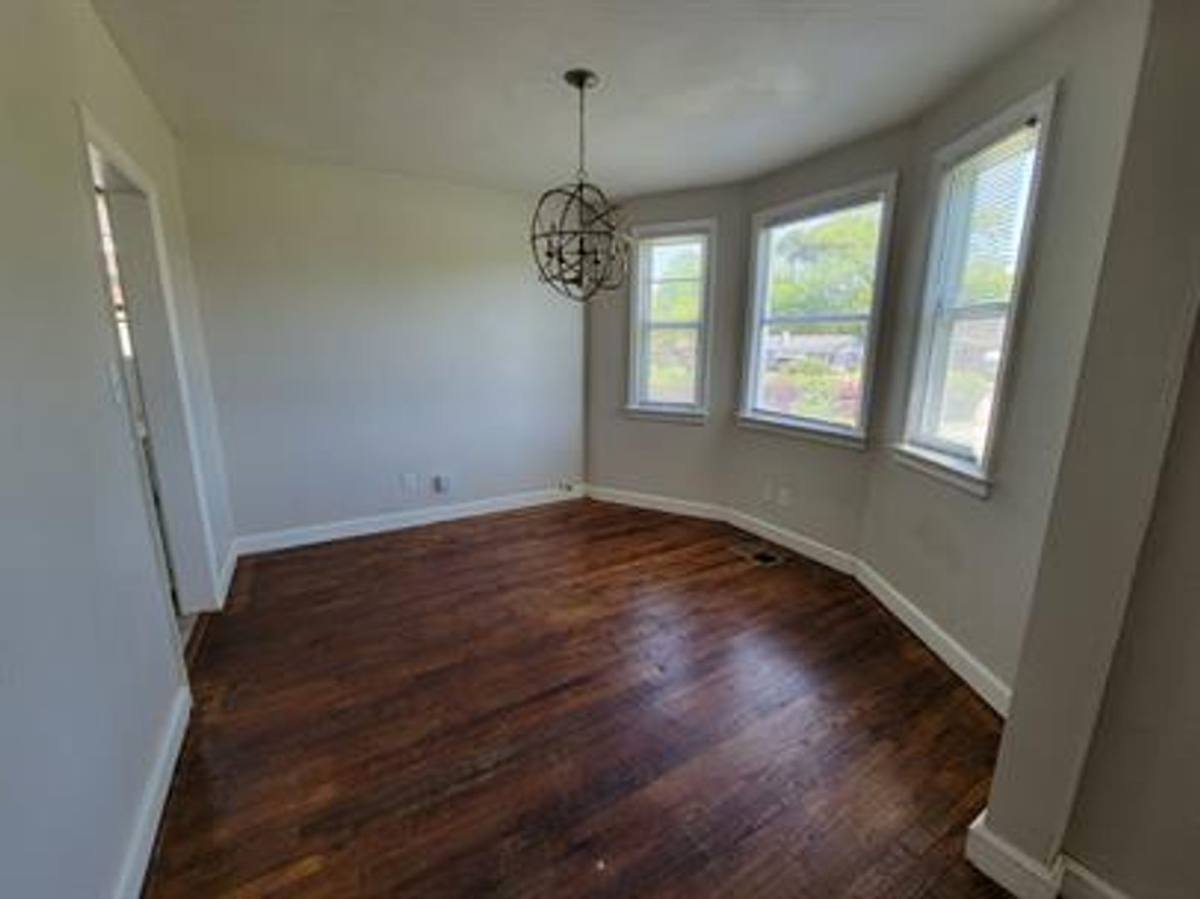 Apartment for rent at 7 Calhoun Rd, Montgomery, AL 36109