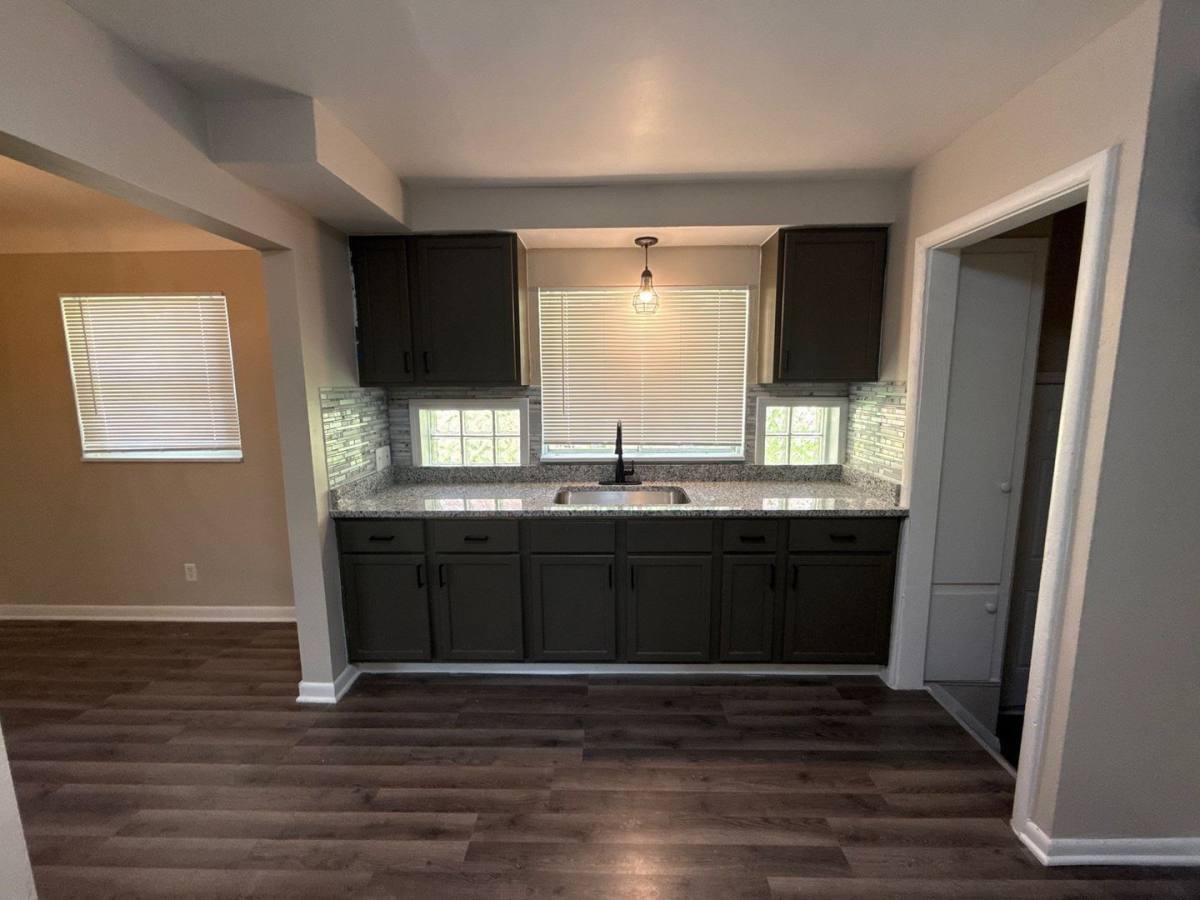 House for rent at 21440 Bennett St, Detroit, MI 48219