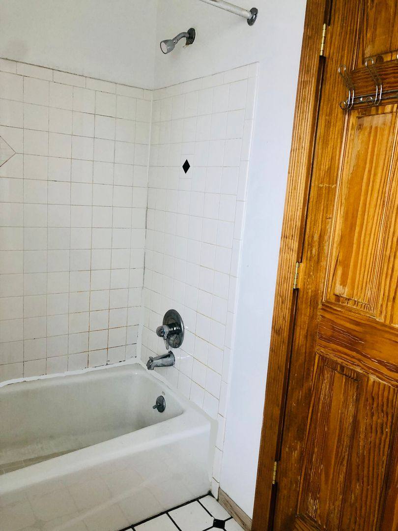 Apartment for rent at 77 E Patterson Ave, Columbus, OH 43201