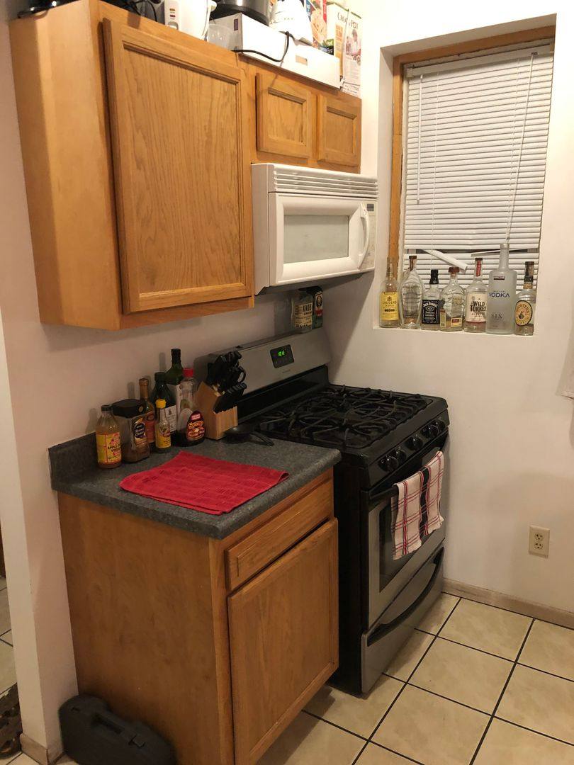 Apartment for rent at 77 E Patterson Ave, Columbus, OH 43201