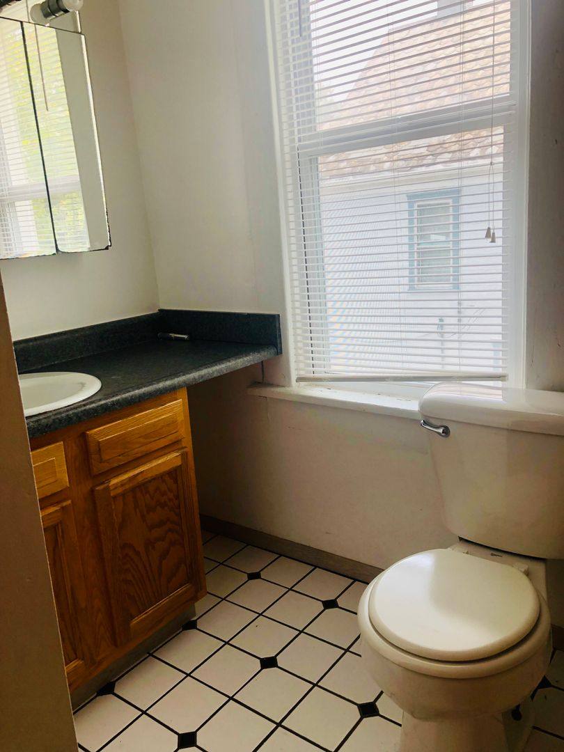 Apartment for rent at 77 E Patterson Ave, Columbus, OH 43201