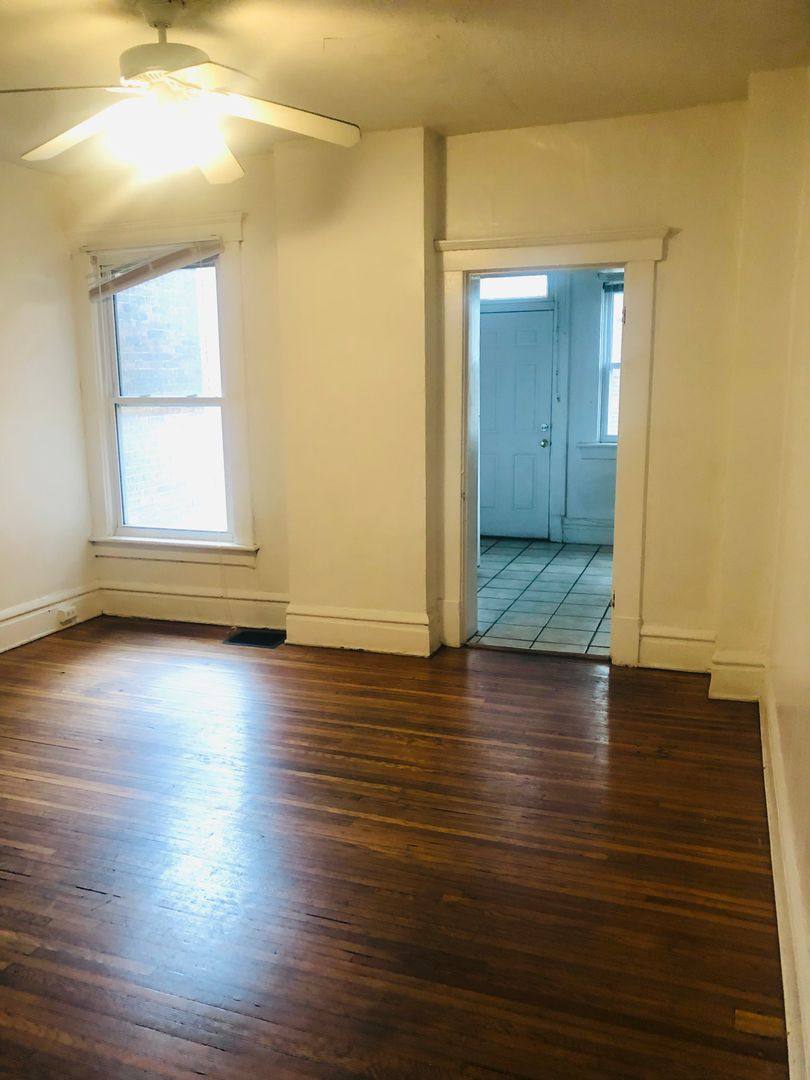 Apartment for rent at 113-121 W 9th Ave, Columbus, OH 43201